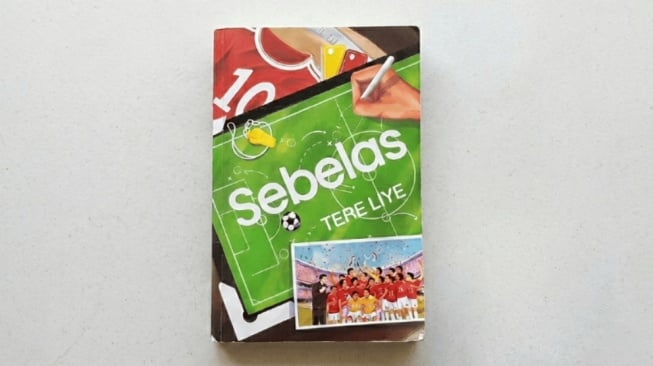 Mencari Lorentz, Semeru, dan Monas: Ekspedisi Bola Epik dalam Novel Sebelas