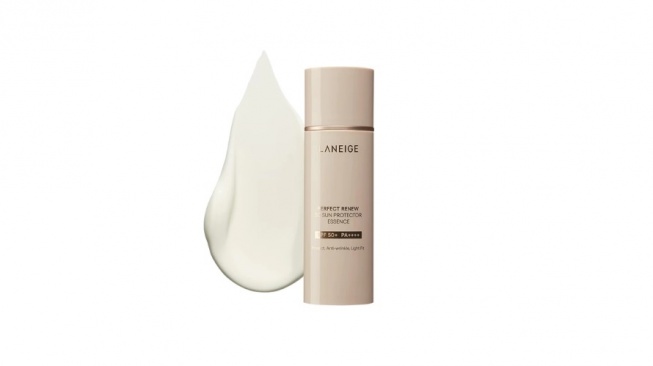 LANEIGE Perfect Renew 5D Sun Protector Essence (Shopee)