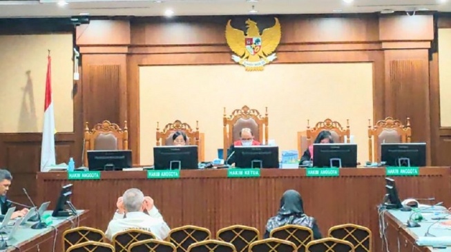 Rugikan Negara Rp1,77 Triliun, Eks Direktur Gas Pertamina Cuma Divonis 4,5 Tahun Penjara!