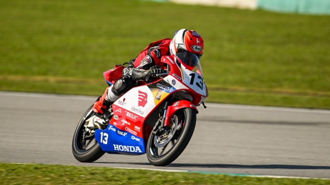 Pebalap muda binaan Astra Honda Motor raih kemenangan di Thailand Talent Cup 2026 Sepang Malaysia. (Foto: AHM)