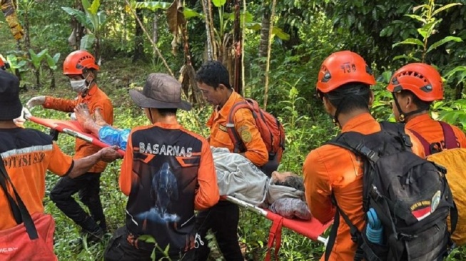 Mukjizat di Perkebunan Rambunan: 5 Hari Hilang di Hutan, Nenek 79 Tahun Ditemukan Selamat!