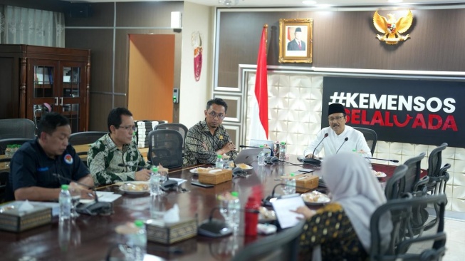 Sekolah Rakyat Harus Bersih, Gus Ipul Peringatkan Sanksi Keras bagi Pelaku Penyimpangan
