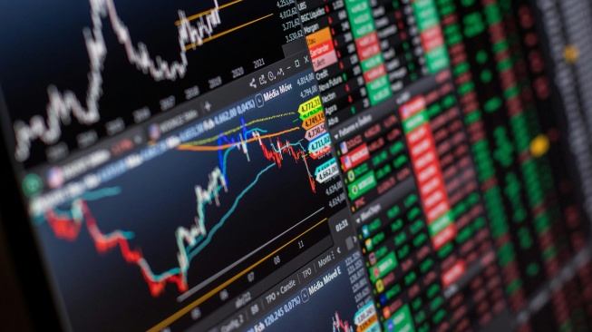 Wall Street Anjlok Setelah Digempur Kenaikan Harga Minyak