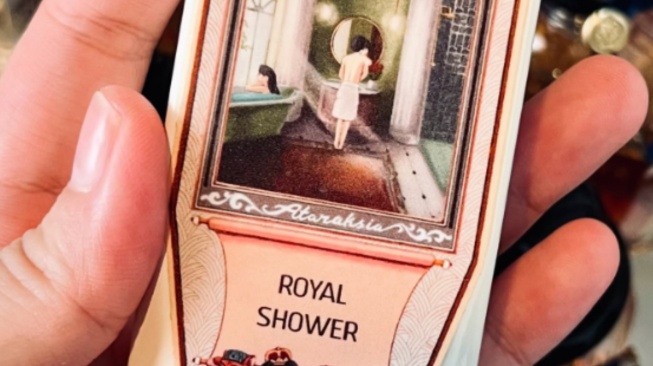 Ataraksia Royal Shower. [Instagram/@scentmesta]