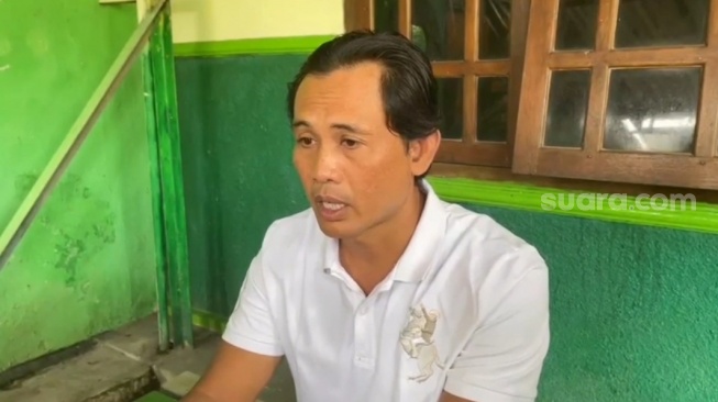 Kuasa hukum korban yang melaporkan kasus pelecehan seksual di Ponpes Ndholo Kusumo. [Suara.com/Singgih Tri]