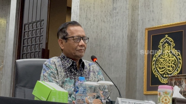 Mahfud Sebut Diskusi Reformasi Polri dengan Prabowo Berlangsung Hangat dan Mengasyikkan