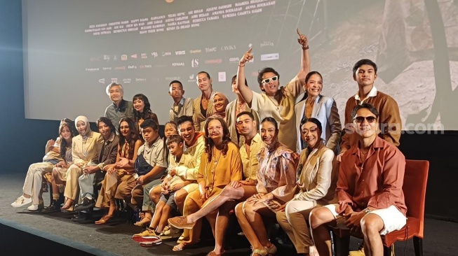 Konferensi pers film Semua Akan Baik-Baik Saja di kawasan Kuningan, Jakarta Selatan pada Rabu, 6 Mei 2026 [Suara.com/Tiara Rosana].