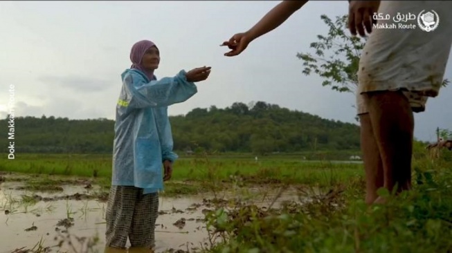 Jumaria, warga Kecamatan Tanralili, Kabupaten Maros, Sulsel, menjadi ikon global perjalanan ibadah haji Indonesia tahun 2026 [SuaraSulsel.id/Istimewa]