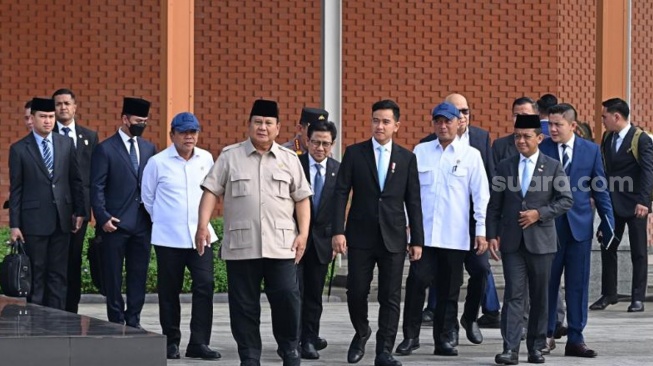 Presiden Prabowo Subianto bertolak menuju Cebu, Filipina, hari ini. Kunjungan Prabowo ke sana dalam rangka menghadiri Konferensi Tingkat Tinggi (KTT) ke-48 ASEAN yang berlangsung pada 7-8 Mei 2026. (Foto: Muchlis Jr - Biro Pers, Media, dan Informasi Sekretariat Presiden)