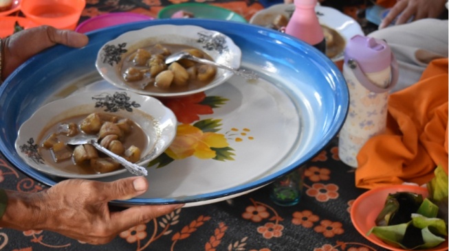 Bukan Pisang Biasa, Menikmati Hidangan Penutup Adat Desa Muaro Jambi
