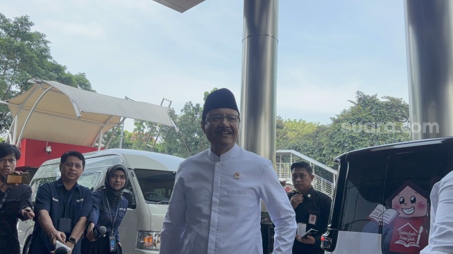 Gus Ipul Sambangi KPK. (Suara.com/Dea)