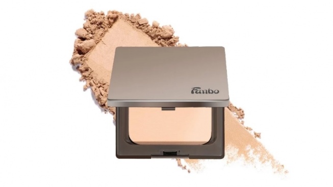 Fanbo Pro Filter Powder Foundation (Shopee)