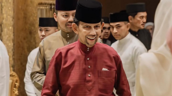 Sultan Hassanal Bolkiah dari Brunei [Instagram/ameeraahbolkiahh]