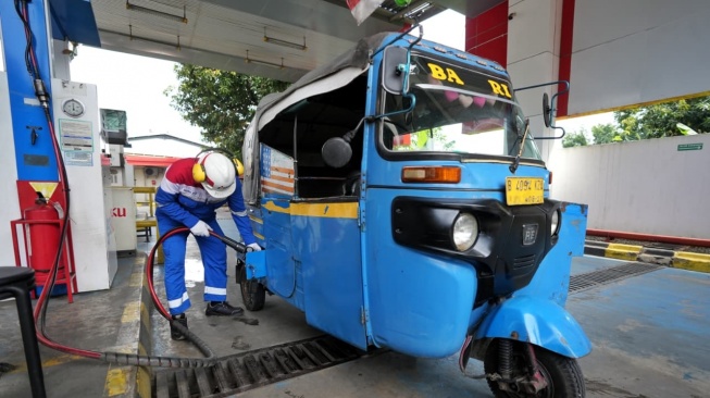 Botol Plastik Kini Bisa Ditukar BBG untuk Bajaj Gas