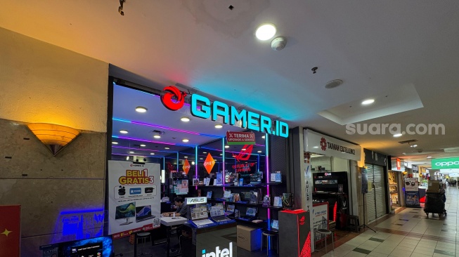 Rupiah Tembus Rp17.528, Harga Laptop dan Ponsel di Mall Ambasador Terancam Melonjak