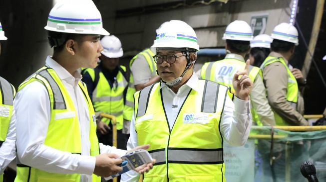 Progres MRT Fase 2A Sudah Separuh Jalan, Pramono Targetkan Tersambung hingga Kota Tua pada 2029