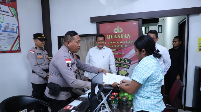 Tinjau Polresta Kupang, Wamen PANRB: Respons Cepat Polisi Mampu Tingkatkan Kepercayaan Masyarakat