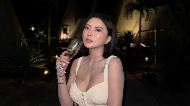 Siapa Ayu Aulia? Bongkar Ciri-ciri Bupati R yang Membuatnya Kehilangan Rahim