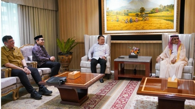 Diplomasi Dudung Abdurachman dengan Dubes Saudi: Ada Undangan Resmi untuk Prabowo Haji Tahun 2027
