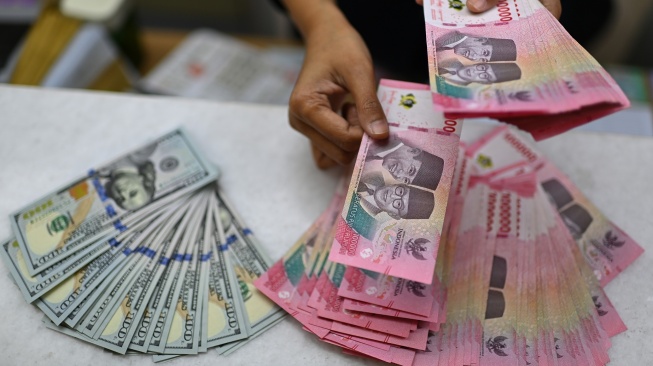Nilai tukar rupiah menguat 0,30 persen ke level Rp17.475 terhadap dolar AS pada penutupan Rabu sore, 13 Mei 2026. [Antara]