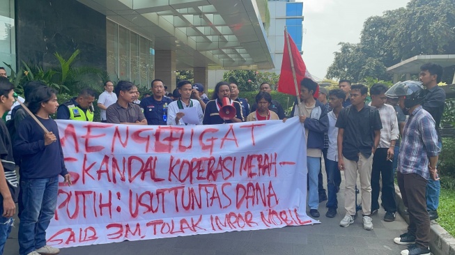 Demo Depan KPK, GMNI DKI Desak Usut Dugaan Mega Korupsi Rp 112 Triliun di Proyek KDMP