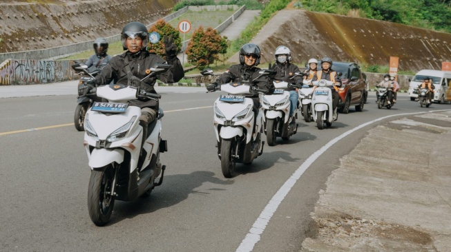 Pengujian motor listrik Yadea dengan jarak lebih dari 150 Km. (Foto: Yadea)