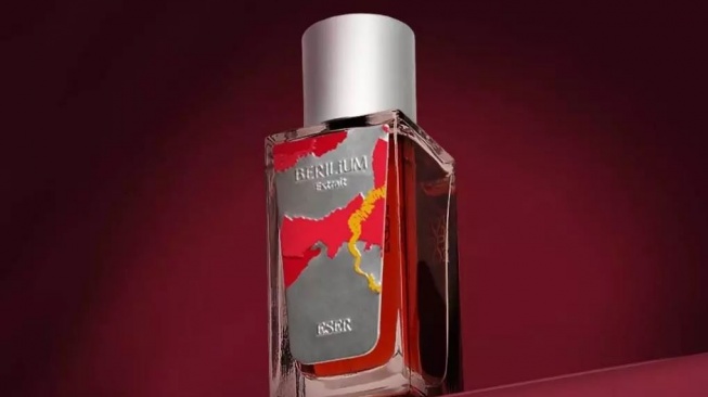 Parfum lokal awet. (Shopee)
