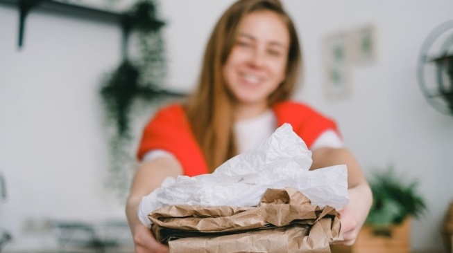 Perempuan dan Gerakan Zero Waste: dari Dapur Rumah ke Perubahan Lingkungan