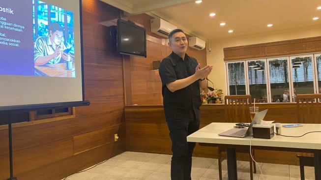 Ray Wagiu Basrowi, Ketua Peneliti dan Pendiri Health Collaborative Center (HCC) [Suara.com/Fajar R]