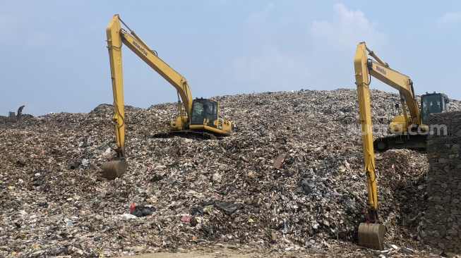  Aktivitas dan Kondisi terkini di TPA Cipeucang Kota Tangsel usai tak beroperasi dan ditutup sejak akhir 2025.[Suara.com/Wivy Hikmatullah]