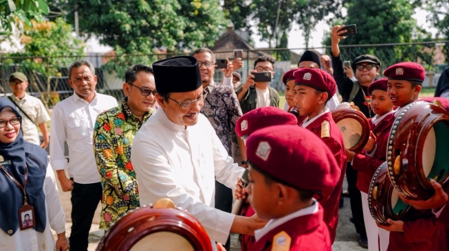 Gus Ipul Apresiasi Perkembangan Siswa Sekolah Rakyat yang Semakin Sehat dan Berprestasi
