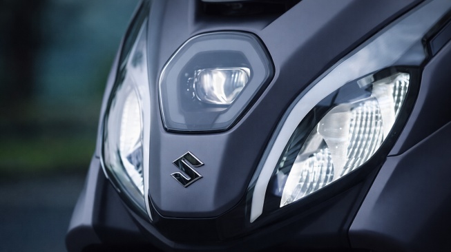 Apa Keunggulan Suzuki Burgman 15 Dibanding PCX dan NMAX?