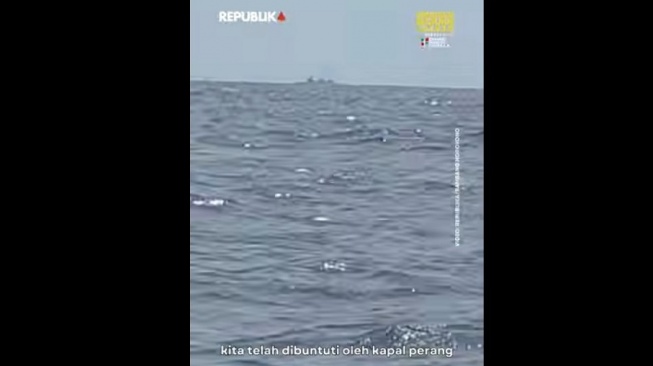 Militer Israel yang mencegat kapal misi kemanusiaan Global Sumud Flotilla di perairan internasional.[tangkapan layar/Republika]