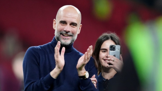 Tolong Bujuk Ayahmu Bertahan! Fans Man City Memelas ke Putri Pep Guardiola