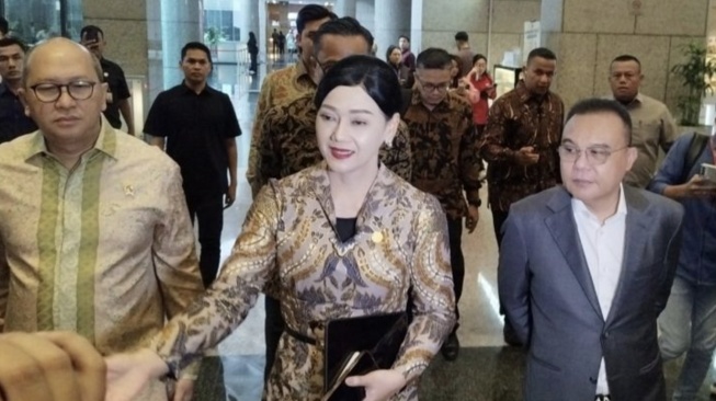 Dasco Mendadak ke Gedung BEI saat IHSG Merah Membara, Ucapannya Diharap Injeksi Sinyal Positif
