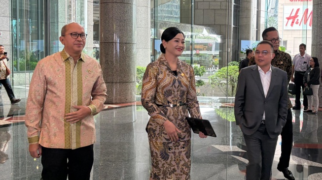 Kali Kedua Dasco Sambangi Bursa Efek Indonesia, Minta Investor Jangan Kabur