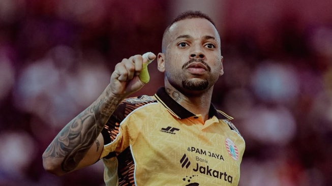 Gustavo Almeida Bongkar Rahasia Tampil Gila dari Bangku Cadangan saat Persija Hajar Persik