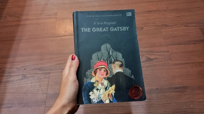 Merasa Kosong di Tengah Keramaian: Membaca Rasa Sepi di The Great Gatsby
