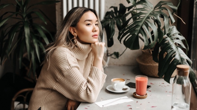 In This Economy, Apakah Nongkrong di Kafe Estetik Masih Worth It?
