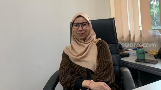 Wakil Dekan Fakultas Geografi UGM, Dyah Rahmawati Hizbaron, ketika ditemui di ruang dekanat. (Suara.com/Irwan Febri)