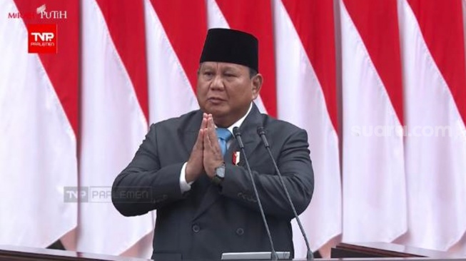 Presiden Prabowo Subianto menyampaikam penghargaan setinggi-tingginya kepada para wakil rakyat di Senayan atas kesempatan yang diberikan untuk dirinya hadir di rapat paripurna, menyampaikan Kerangka Ekonomi Makro (KEM) dan Pokok-Pokok Kebijakan Fiskal (PPKF) RAPBN 2027. (tangkap layar))