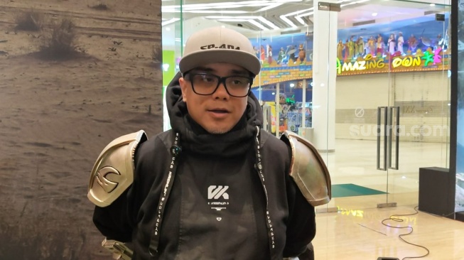 Fans Garis Keras! Igor Saykoji Punya Studio Penuh Koleksi Star Wars