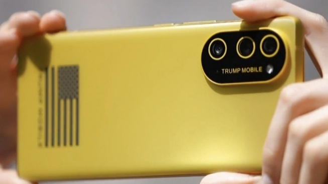 Trump Mobile T1. [GSM Arena]