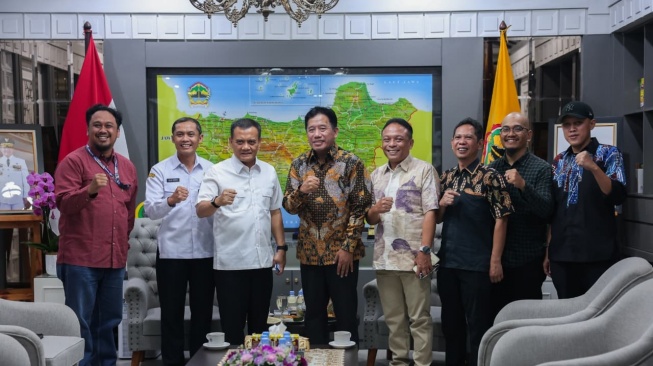 Jateng Media Summit 2026: Gubernur Luthfi Dorong Media Lokal Bertransformasi