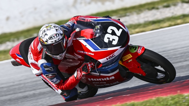 Misi Pebalap Muda Indonesia Muhammad Kiandra Jelang Debut Moto3 Junior di Spanyol