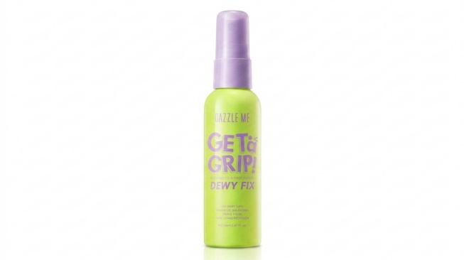 DAZZLE ME Get a Grip! Makeup Setting Spray Dewy Fix