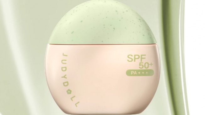Judydoll 6 in 1 Tone Up Primer Sunscreen (Shopee)