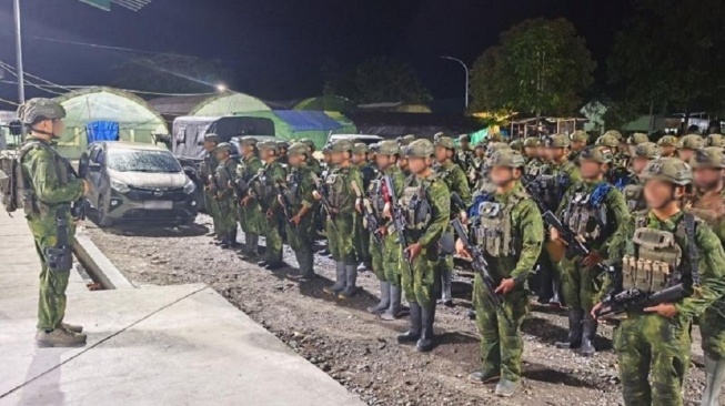 TNI Kerahkan Pasukan dan Helikopter Buru OPM Usai 8 Pendulang Emas Dibunuh di Yahukimo