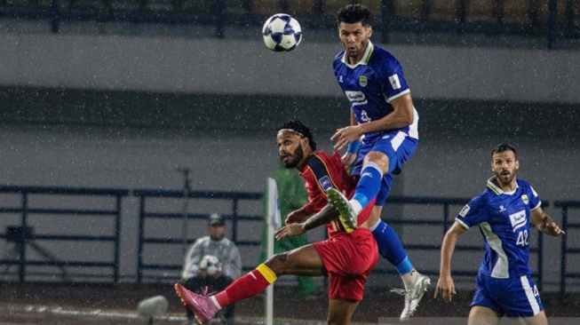 Ogah Terpeleset di Laga Terakhir, Julio Cesar Minta Pemain Persib Bandung Lakukan Ini