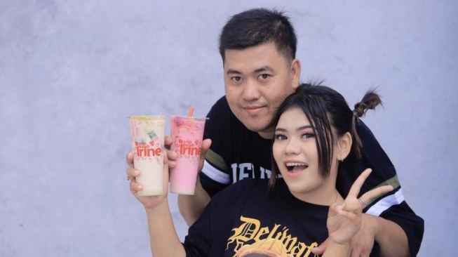 Jualan Sop Buah, Wanita Asal Gresik Ini Bisa Raup Omzet Rp1 Miliar per Bulan
